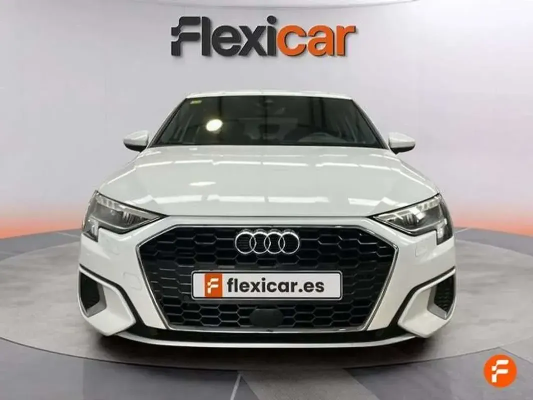 Usado Audi A3 Sportback 150 CV (110 kW) 2020 Blanco Utilitario