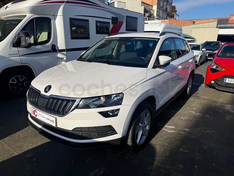 Usado Skoda Karoq Ambition 150 CV (110 kW) 2020 Blanco SUV