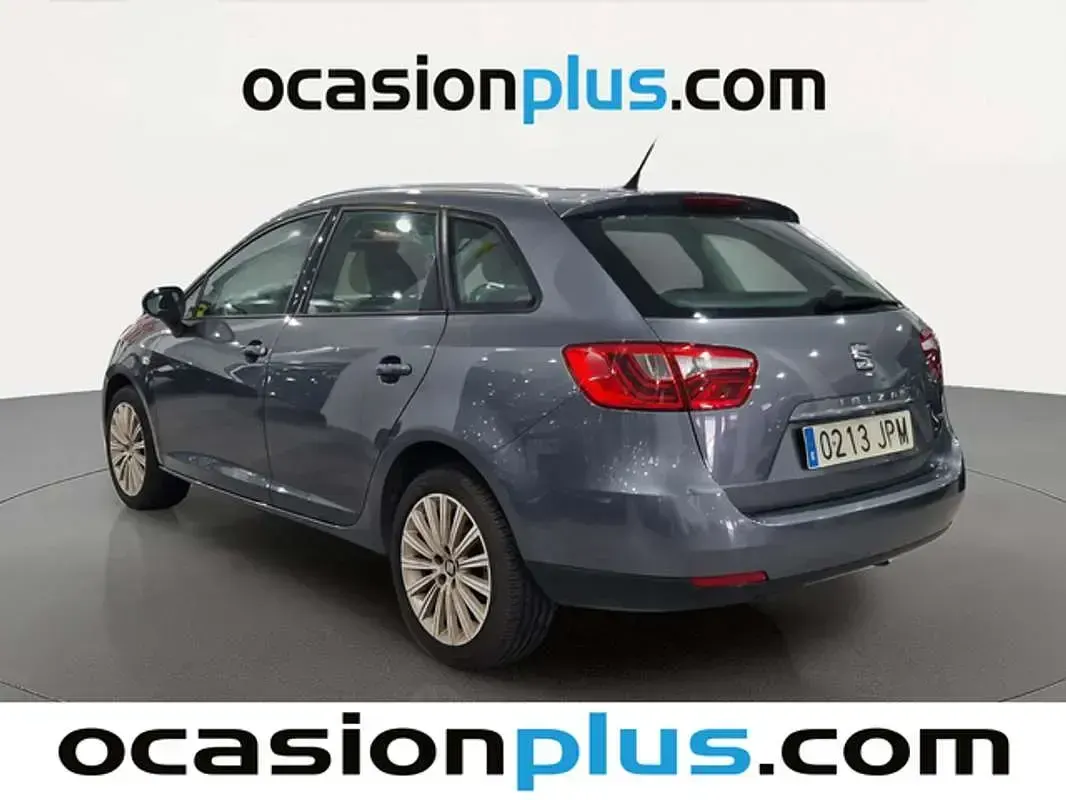 Usado Seat Ibiza ST CONNECT 90 CV (66 kW) 2016 Gris Familiar