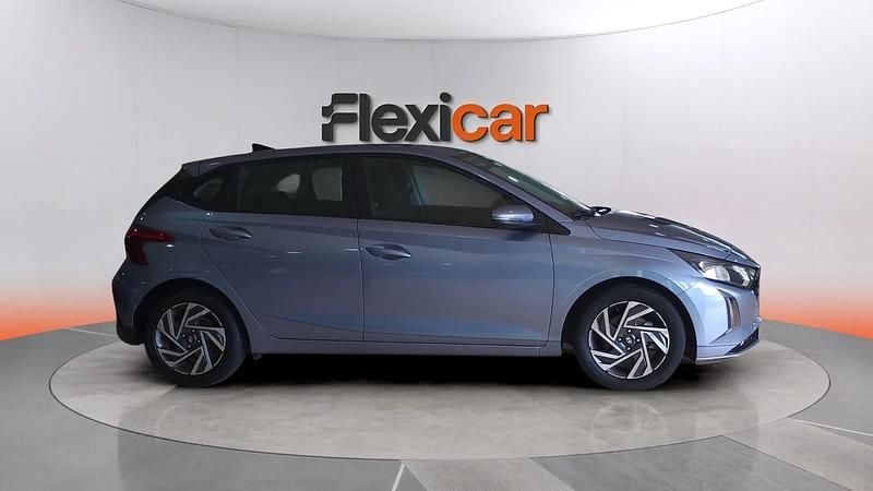 Usado Hyundai i20 101 CV (74 kW) 2024 Azul Utilitario
