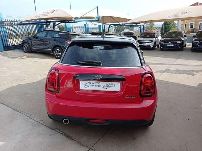 Usado Mini Cooper 136 CV (100 kW) 2019 Rojo Utilitario