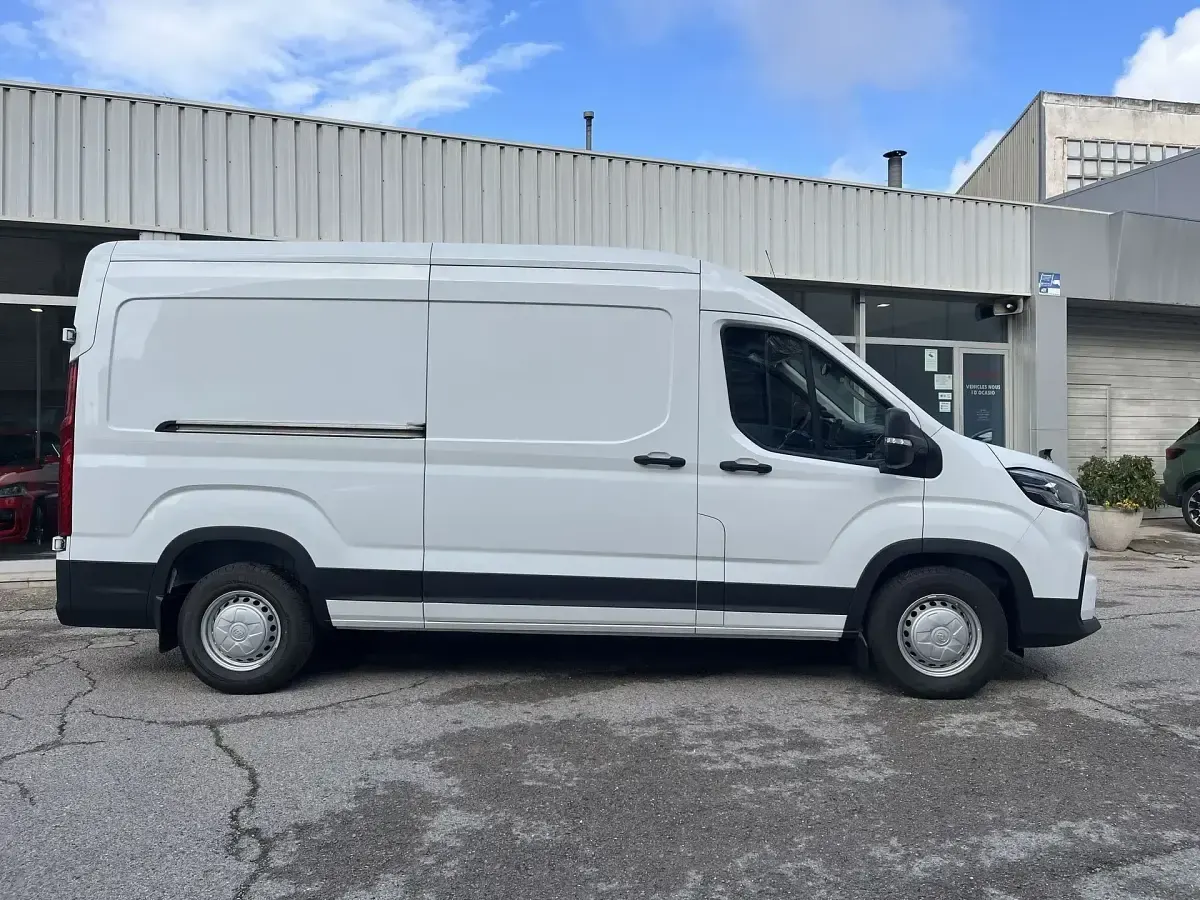Novo Maxus V90 150 HP (110 kW) 2025 Branco Van