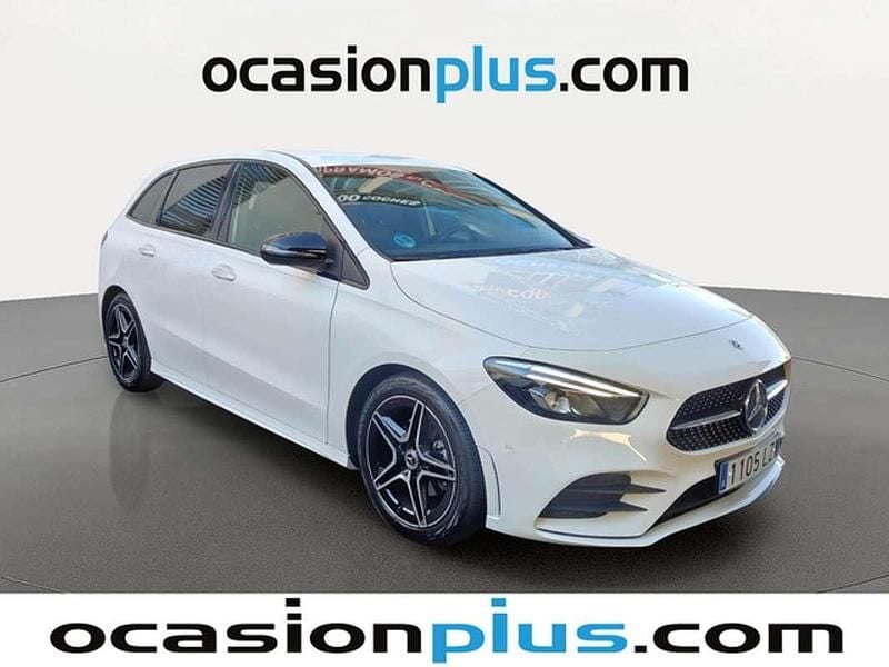 Usado Mercedes B200 AMG 163 CV (119 kW) 2022 Blanco Monovolumen