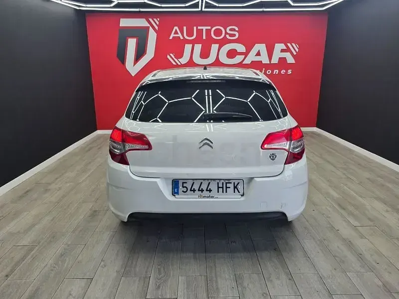 Usado Citroën C4 Exclusive 112 CV (82 kW) 2012 Blanco Berlina