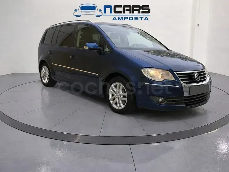 Usado VW Touran Highline 170 CV (125 kW) 2008 Azul Monovolumen