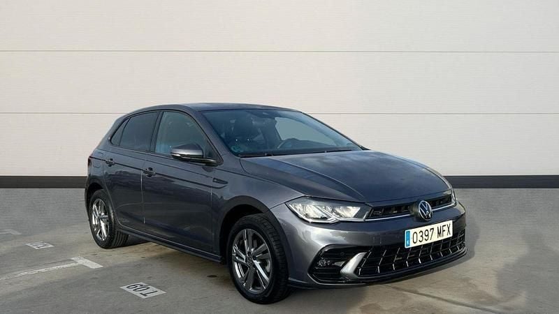 Usado VW Polo R-line 110 CV (80 kW) 2023 Gris Berlina