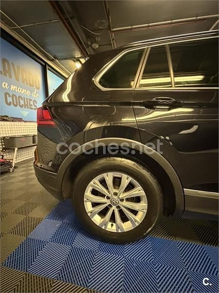 Usado VW Tiguan Advance 150 CV (110 kW) 2020 Negro SUV