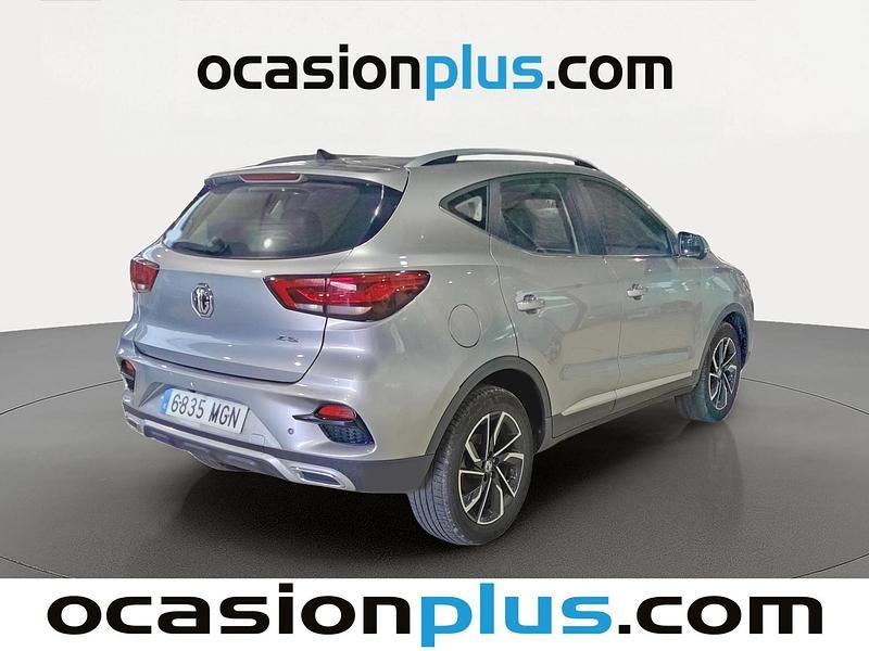 Usado MG ZS Luxury 111 CV (81 kW) 2023 Blanco SUV
