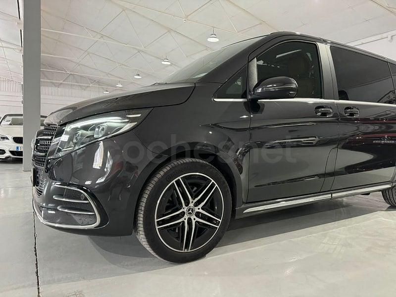 Usado Mercedes V300 Avantgarde 237 CV (174 kW) 2024 Negro Monovolumen