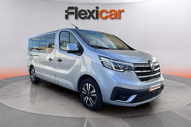Gris Usado 2021 Renault Trafic Monovolumen | 27.790 € (Precio justo) - Imagen 1/4
