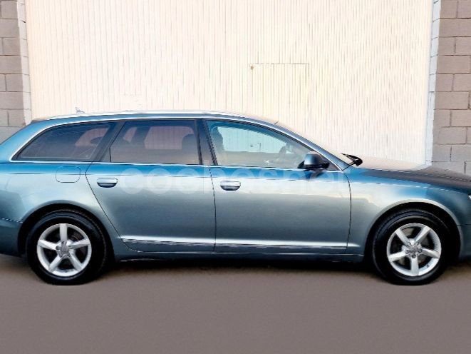 Usado Audi A6 170 CV (125 kW) 2011 Gris / plata Familiar
