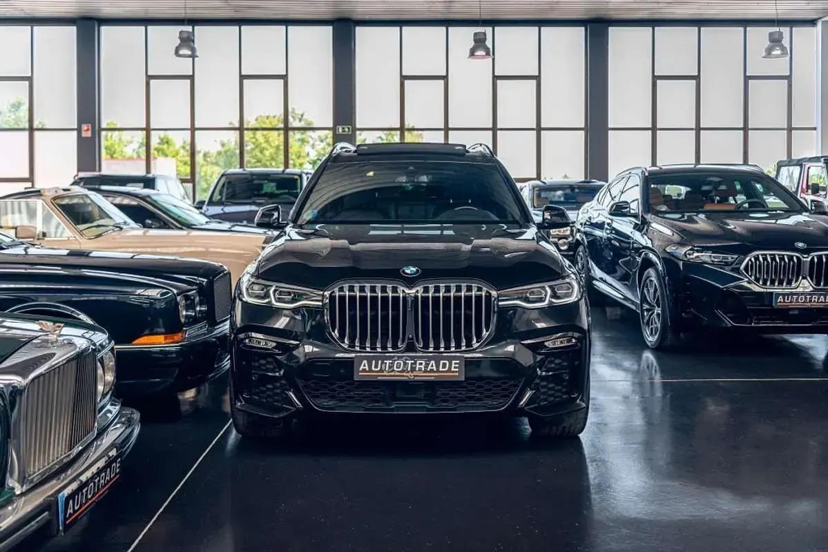 Usado BMW X7 Comfort Edition 381 CV (280 kW) 2022 Negro SUV