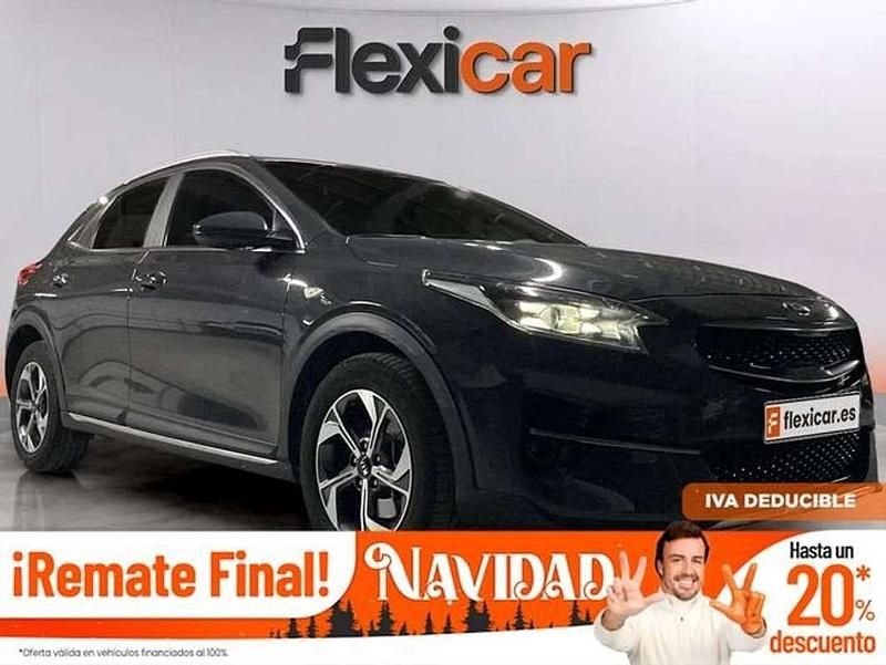 Usado Kia XCeed 120 CV (88 kW) 2021 Gris SUV