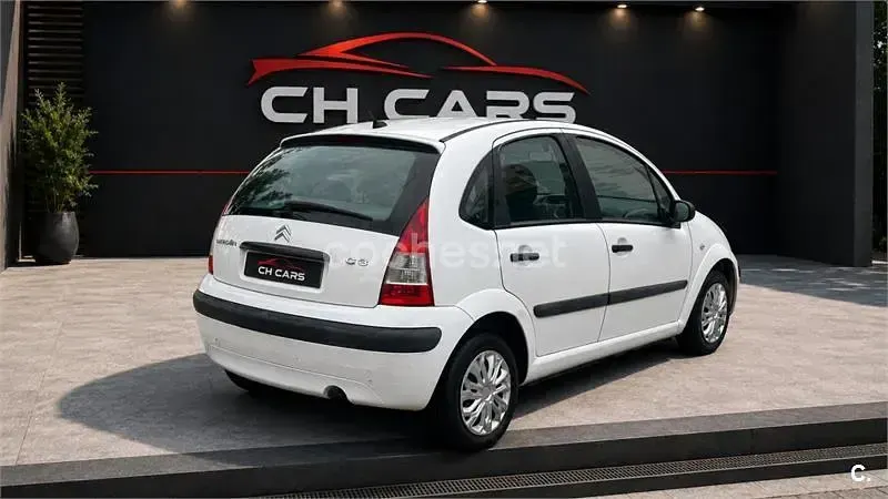 Usado Citroën C3 Furio 70 CV (51 kW) 2006 Blanco Berlina