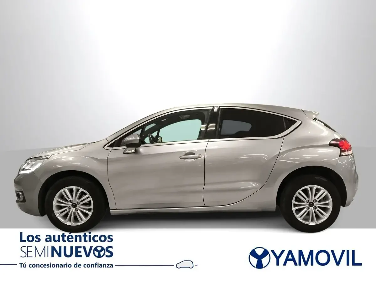 Usado DS Automobiles DS4 Crossback 120 CV (88 kW) 2016 Gris / plata SUV