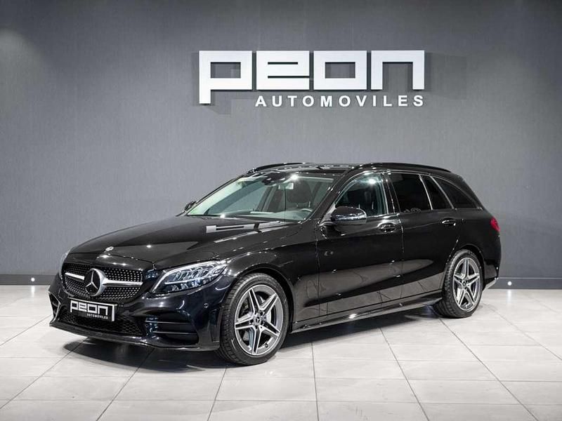 Usado Mercedes C220 194 CV (142 kW) 2018 Negro Familiar