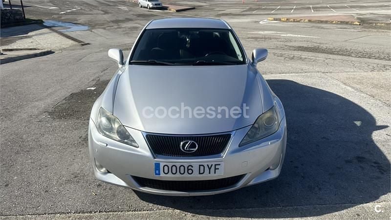 Usado Lexus IS250 President Line 208 CV (152 kW) 2006 Gris / plata Berlina