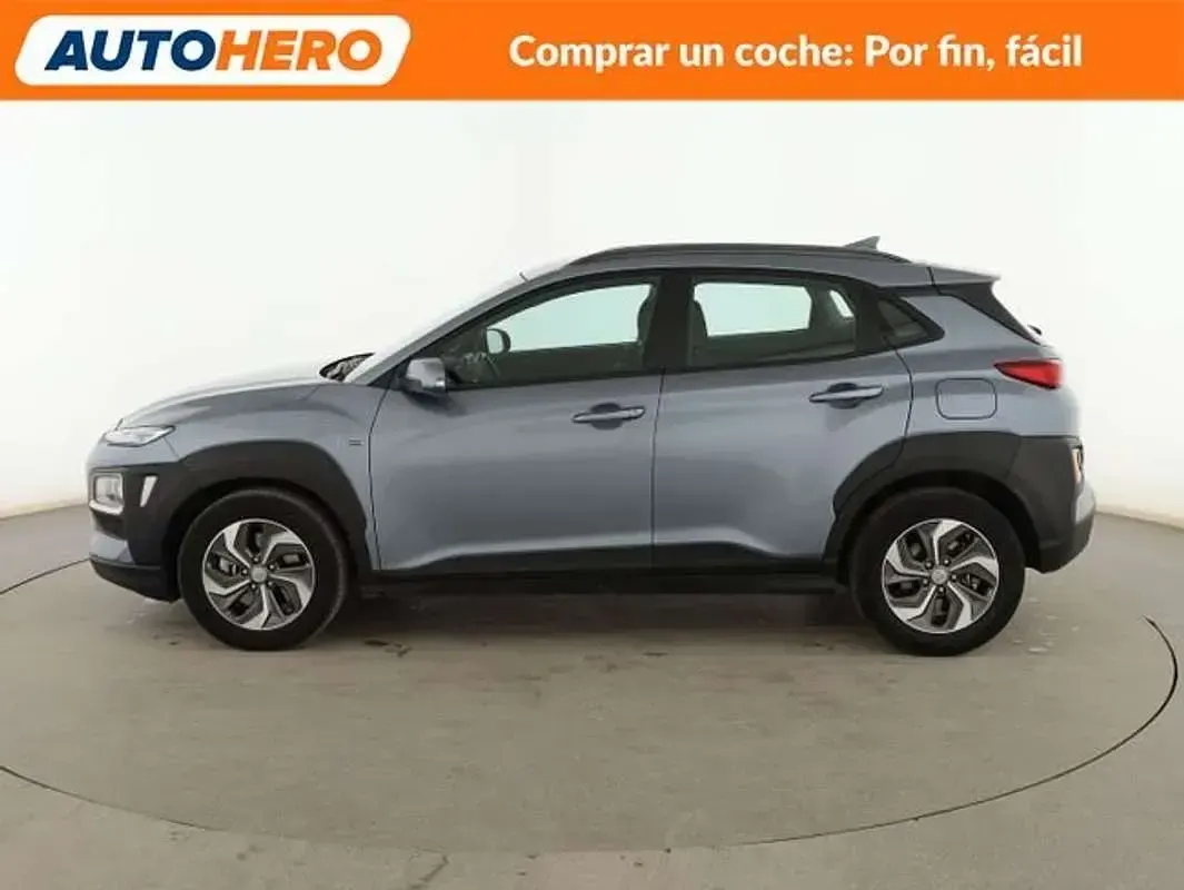 Używany Hyundai Kona 141 KM (103 kW) 2021 Szary SUV