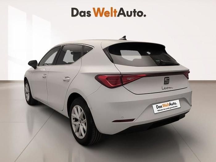 Usado Seat Leon Style 116 CV (85 kW) 2025 Blanco