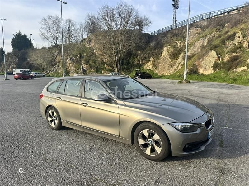 Usado BMW 320 Efficient Dynamics 163 CV (119 kW) 2017 Beige Familiar