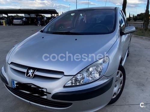 Gris / plata Usado 2002 Peugeot 307 Berlina | 1600 € - Imagen 1/4