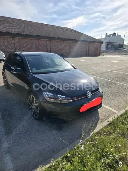 Usado VW Golf VII GTI 245 CV (180 kW) 2018 Negro Berlina