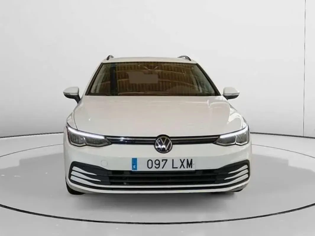 Usado VW Golf VIII Life 110 CV (80 kW) 2022 Blanco Utilitario