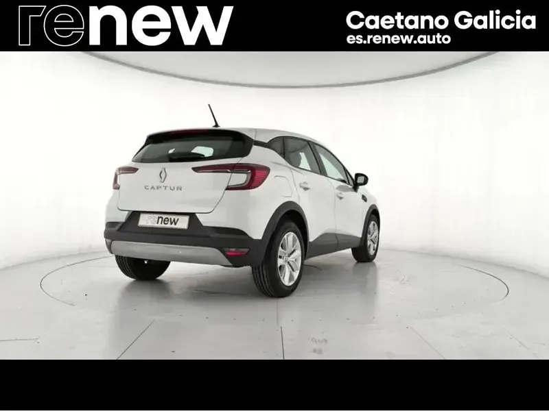 Usado Renault Captur Evolution 90 CV (66 kW) 2023 Blanco SUV