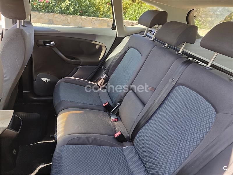 Usado Seat Altea XL Stylance 105 CV (77 kW) 2007 Azul Monovolumen