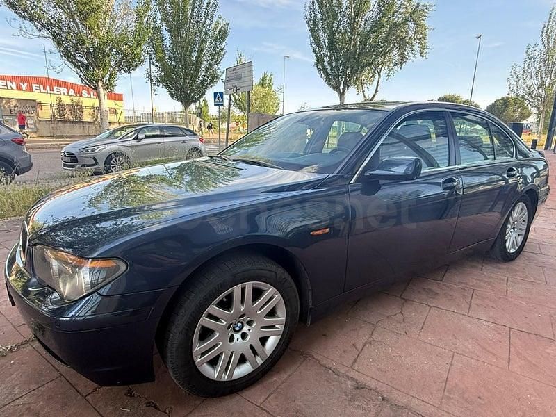 Käytetty BMW 735 Comfort Edition 272 HP (200 kW) 2005 Sininen Sedan