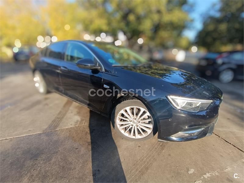Azul Usado 2018 Opel Insignia Selective Berlina | 11.200 € (Buen precio) - Imagen 1/4