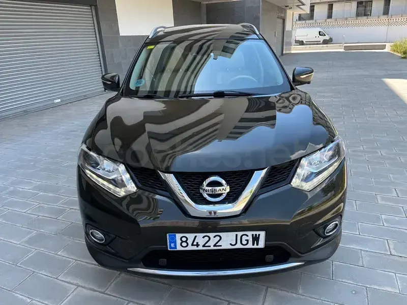 Usado Nissan X-Trail 360º 130 CV (95 kW) 2015 Negro SUV