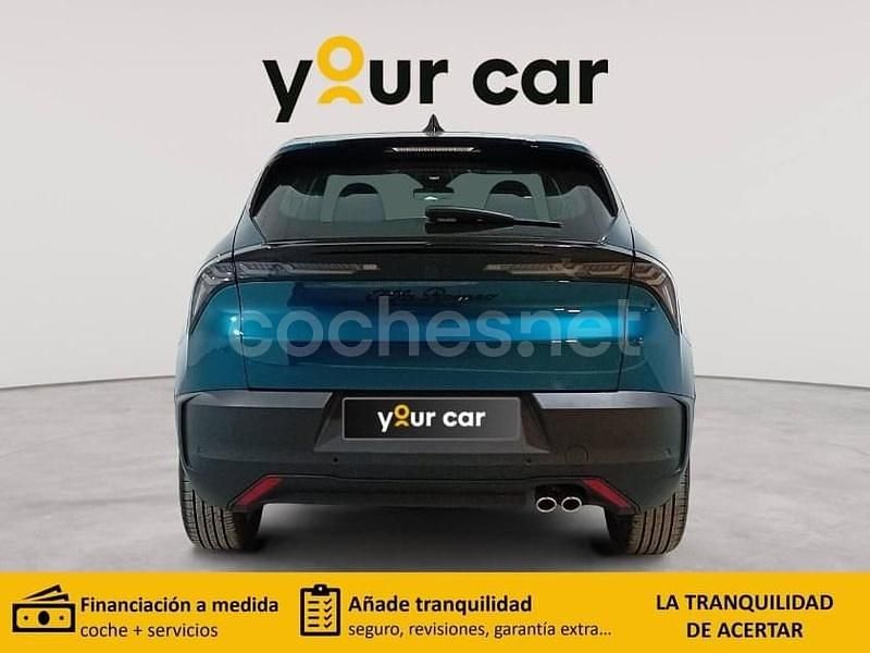 Usado Alfa Romeo Junior 136 CV (100 kW) 2025 Azul SUV