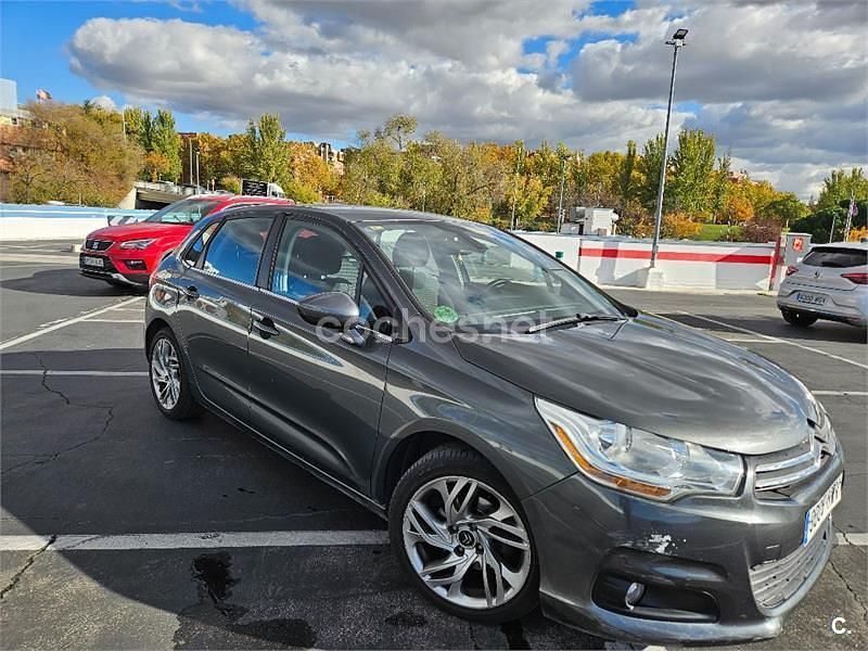 Usado Citroën C4 120 CV (88 kW) 2014 Gris / plata Berlina