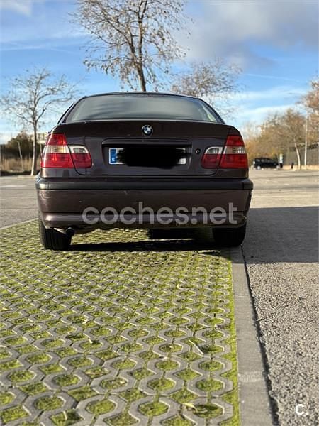 Occasion BMW 316 115 ch (84 kW) 2005 Rouge Berline
