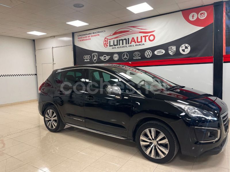 Negro Usado 2016 Peugeot 3008 Active SUV | 11.900 € (Un poco caro) - Imagen 1/4