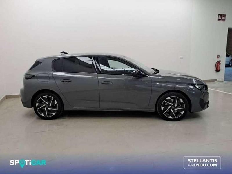 Usado Peugeot 308 Allure 137 CV (100 kW) 2024 Gris Berlina
