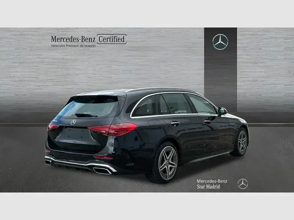 Usado Mercedes C300e 313 CV (230 kW) 2024 Negro Familiar