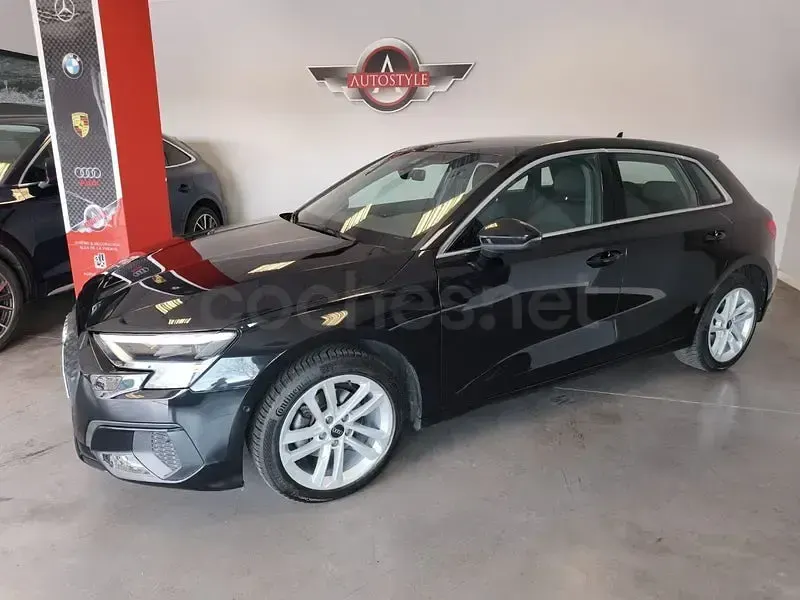 Usado Audi A3 150 CV (110 kW) 2022 Negro Berlina