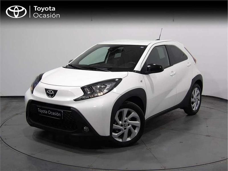 Blanco Usado 2024 Toyota Aygo X SUV | 14.990 € (Precio justo) - Imagen 1/4