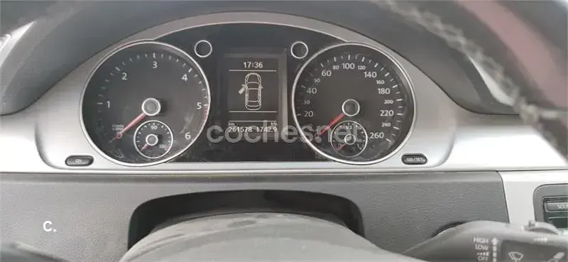 Usado VW Passat Highline 140 CV (102 kW) 2011 Negro Berlina