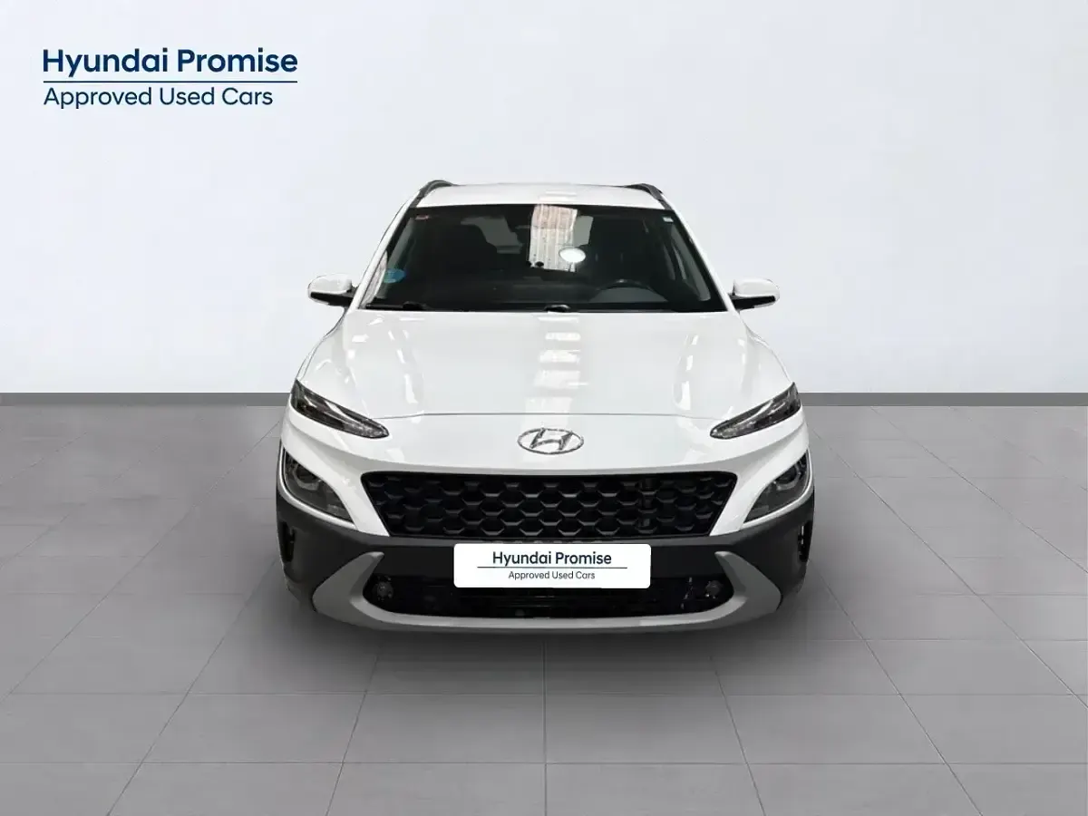 Usado Hyundai Kona 120 CV (88 kW) 2025 Blanco SUV
