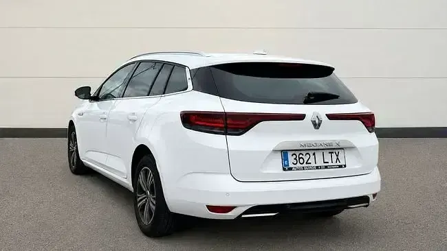 Usado Renault Mégane II Zen 140 CV (102 kW) 2021 Blanco Berlina