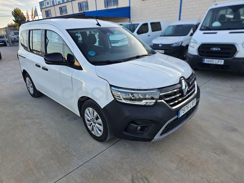 Usado Renault Kangoo 95 CV (69 kW) 2022 Blanco Monovolumen
