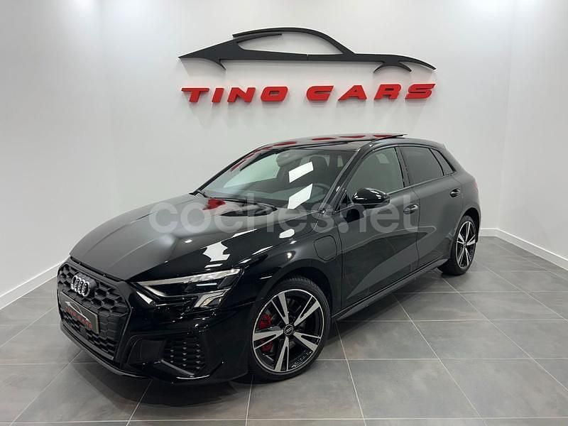 Negro Usado 2022 Audi A3 Sportback e-tron Ambiente Berlina | 31.990 € - Imagen 1/4