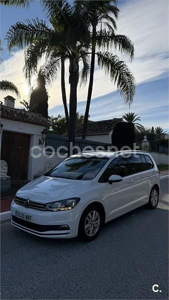 Usado VW Touran Business 115 CV (84 kW) 2020 Blanco Monovolumen