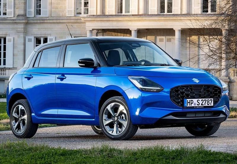 Begagnad Suzuki Swift GLX 83 HK (61 kW) 2024 Vit Halvkombi