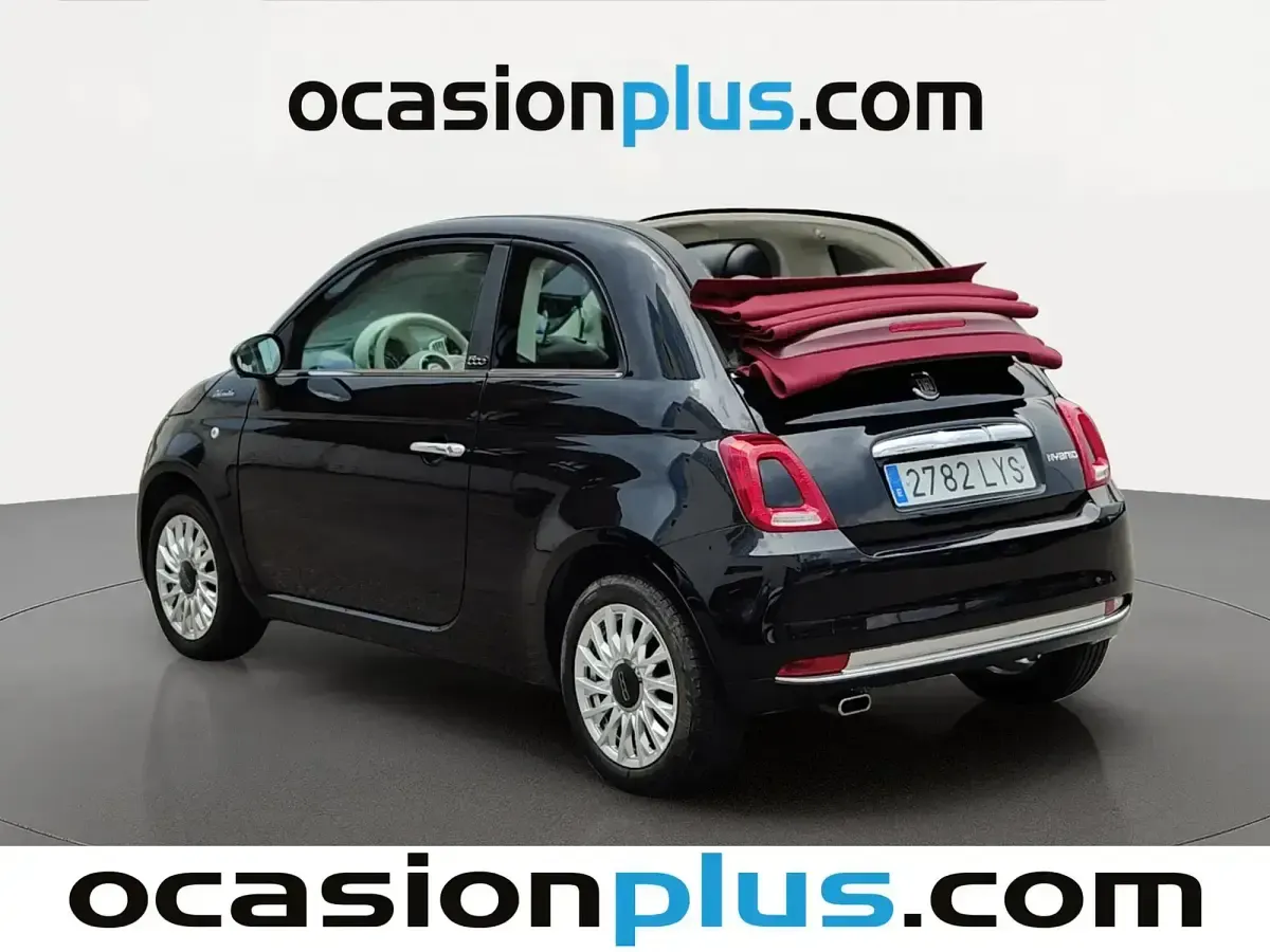 Usado Fiat 500 Dolcevita 70 CV (51 kW) 2022 Negro Descapotable