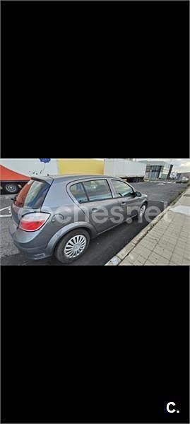 Gris / plata Usado 2006 Opel Astra Enjoy Berlina | 1800 € (Precio justo) - Imagen 1/4