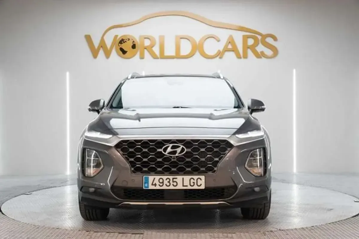 Usado Hyundai Santa Fe Style 200 CV (147 kW) 2020 Gris SUV